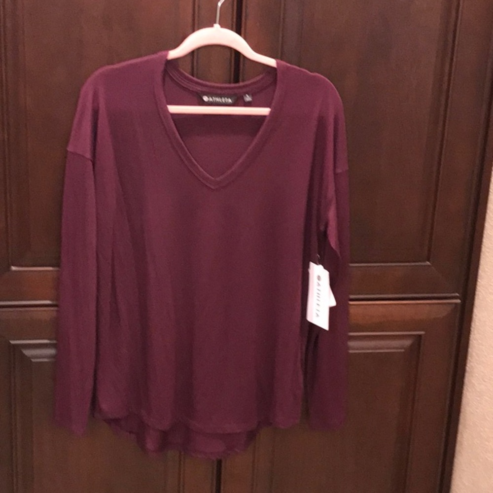 Athleta Womens Long sleeve t shirt cloudlight cowl Size Small Wine